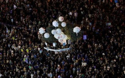 Israel: miles de personas marchan a favor de la paz con Palestina