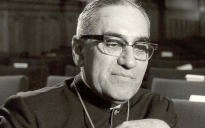 Monseñor Romero: cura de los pobres, víctima de los paramilitares