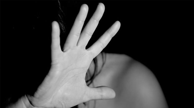 La violencia doméstica y sus víctimas: las mujeres y los niños