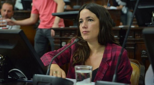 Para Barbeito, Cornejo le debería pedir la renuncia a su hermana