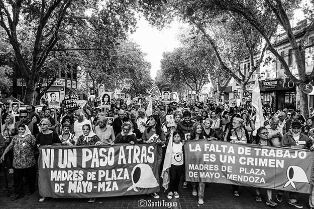 Día de la Memoria: Más de diez mil marchamos y gritamos NUNCA MÁS!!!