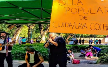 Cuidacoches y lavacoches realizaron una olla popular