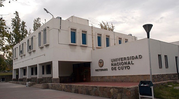 Carta abierta al Consejo Superior de la UNCuyo, en defensa de la libertad de pensamiento al momento de jurar