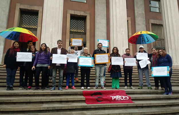 Cuidacoches presentaron un pedido de inconstitucionalidad en la Justicia