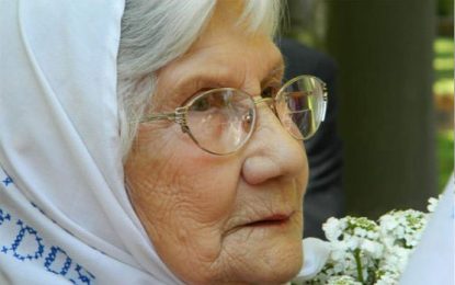 Margarita está en el más allá interpelando al dios por su hijo