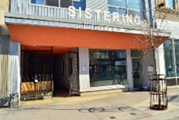 “Sistering”: creciente vulnerabilidad y marginación de mujeres en Toronto