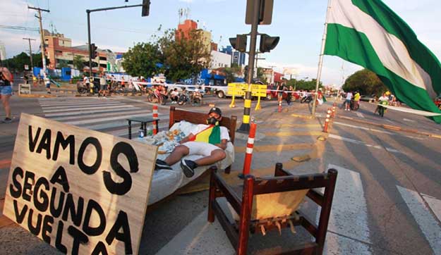 El “golpe urbano” de la derecha busca acabar con el Gobierno