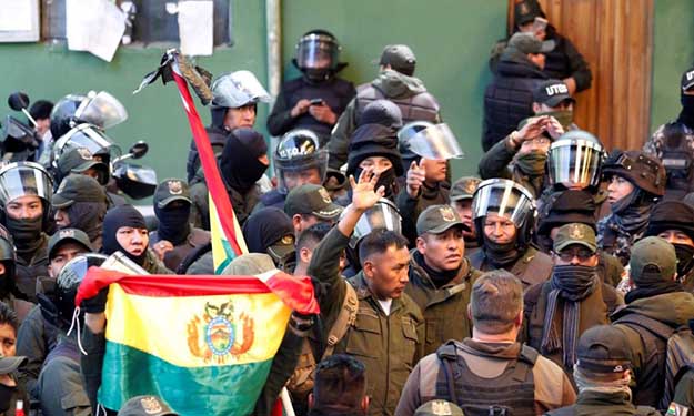 Evo y el pueblo ante la mayor de sus encrucijadas