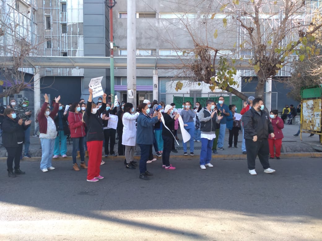Paritarias en Mendoza: un circo para humillar a las y los trabajadores