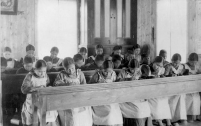Genocidio de niños indígenas en Canadá: una afrenta a la condición humana