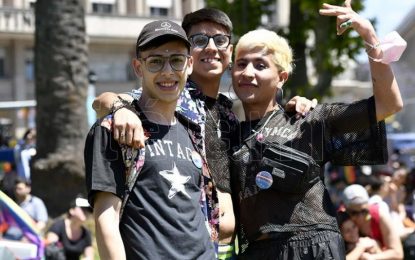 Una marea arcoiris marchó por el centro porteño en la 30° Marcha del Orgullo LGBTIQ+