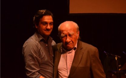 El negro y su cumpleaños número 90